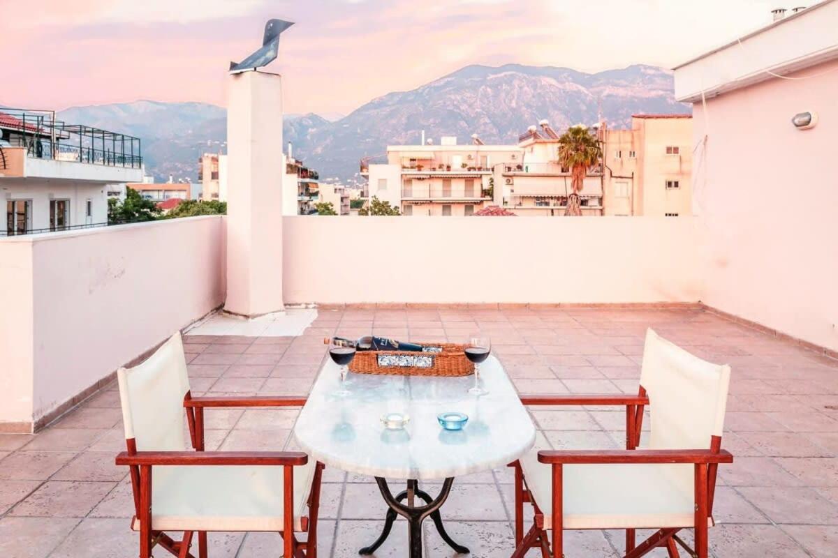 Spacious Urban Haven-Family Home, Perfect Location Kalamata Dış mekan fotoğraf