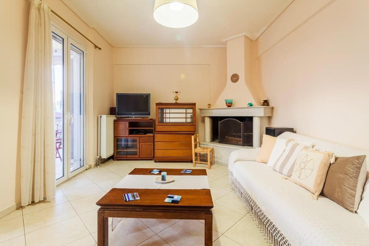 Spacious Urban Haven-Family Home, Perfect Location Kalamata Dış mekan fotoğraf